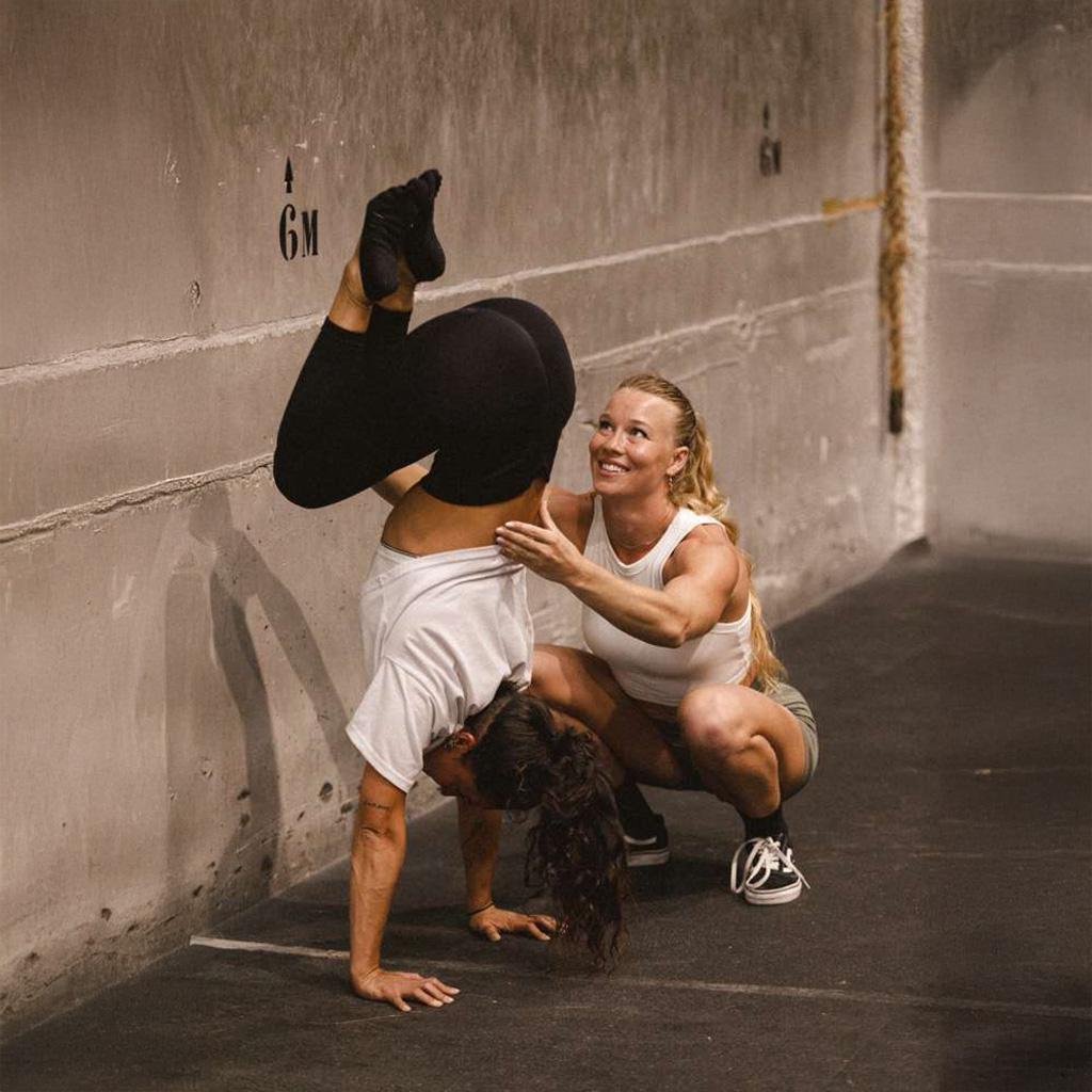 event, yoga, handstand, crete, greece